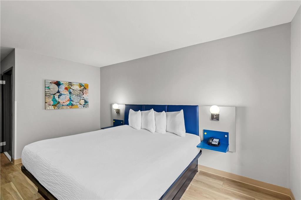 Microtel Inn & Suites By Wyndham Norcross Room photo