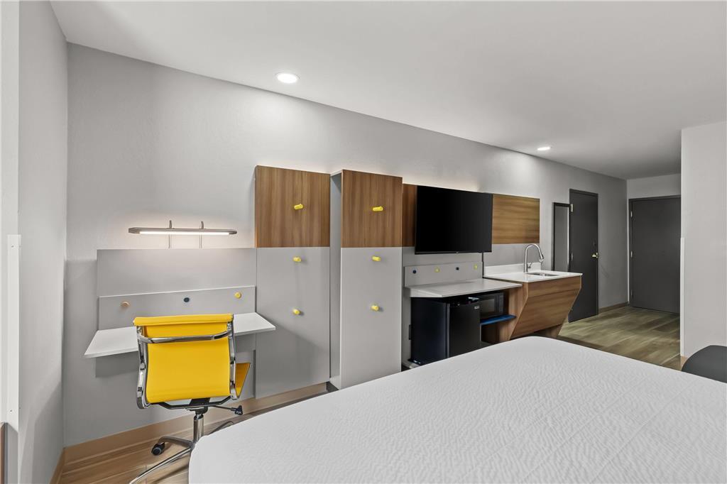 Microtel Inn & Suites By Wyndham Norcross Room photo
